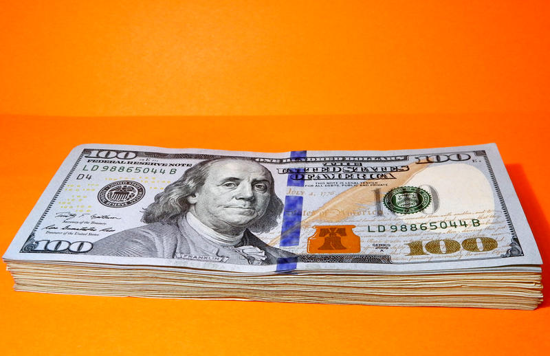 Конец эпохи? Банки Беларуси отворачиваются от доллара